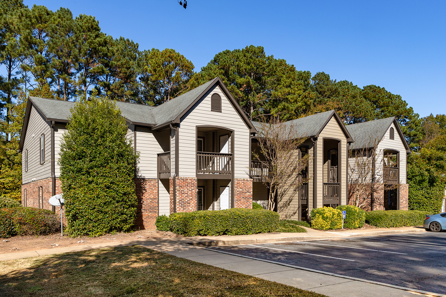Laurel Crossing